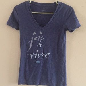 V-Neck tshirt